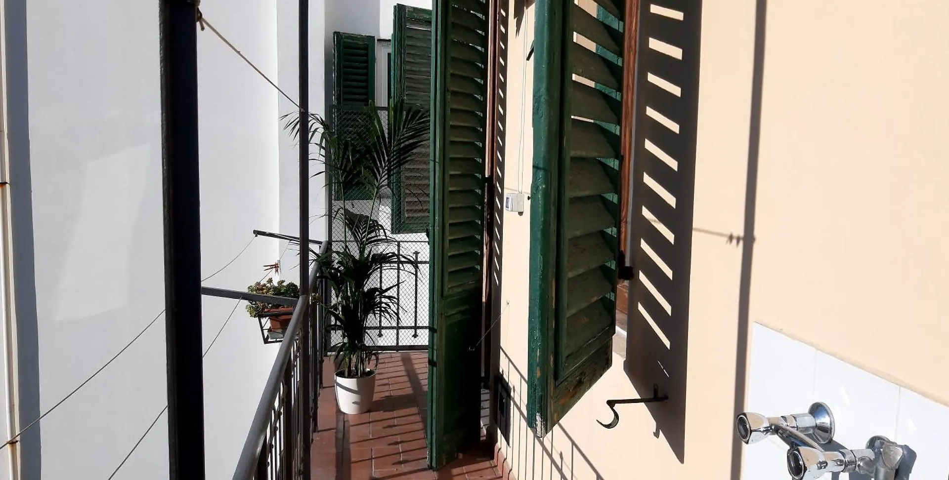 Florence Homestay 0*,